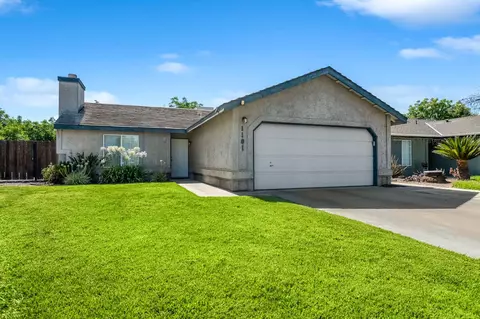 1101 N Virginia Ave, Farmersville, CA 93223