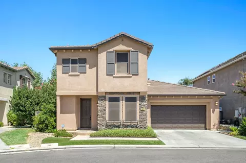 1871 N Dupree Ln, Clovis, CA 93619