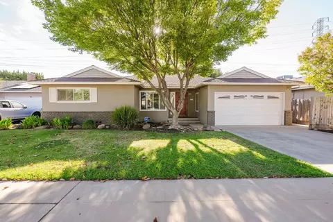 6236 N Bond St, Fresno, CA 93710