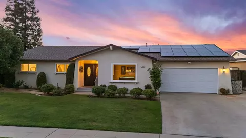 1566 W Palo Alto Ave, Fresno, CA 93711