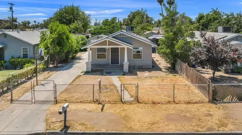 3852 E Thomas Ave, Fresno, CA 93702