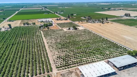 6920 S Peach Ave, Fowler, CA 93625