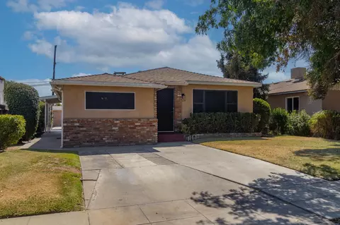 624 S D St, Madera, CA 93638