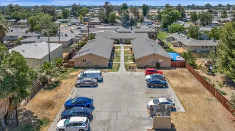 612 S Irwin, Hanford, CA 93230