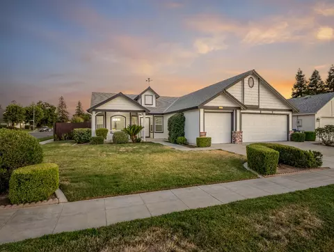 5807 W Paul Ave, Fresno, CA 93722