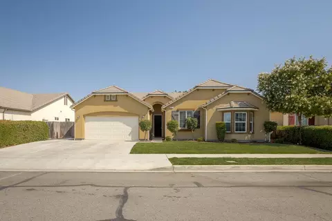 3542 W Oakridge Ave, Visalia, CA 93291