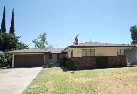 4454 E Simpson Ave, Fresno, CA 93703