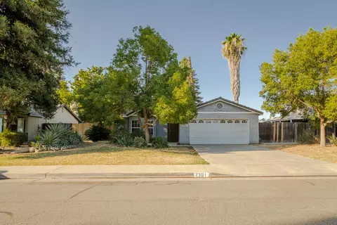 2301 W Sweet Ct, Visalia, CA 93291