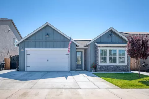 1310 S Palm St, Visalia, CA 93292