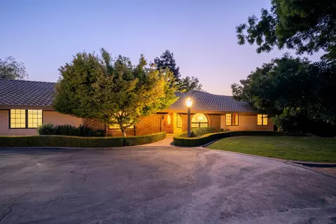7855 S Buttonwillow Ave, Reedley, CA 93654