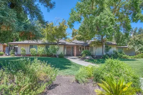 1590 W Escalon Ave, Fresno, CA 93711