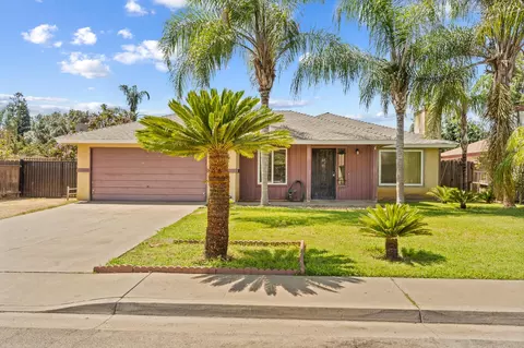 1423 Evening Glow Ave, Reedley, CA 93654