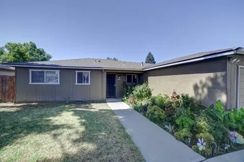 1664 Bellaire Ave, Clovis, CA 93611 photo 1