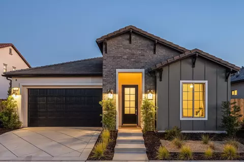 7257 W Ashcroft Ave, Fresno, CA 93723