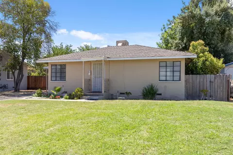 817 W Shields Ave, Fresno, CA 93705