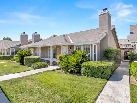 3770 W Barstow #133, Fresno, CA 93711