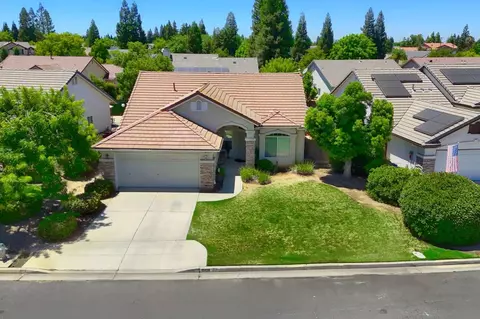 10419 N Woodrow Ave, Fresno, CA 93730