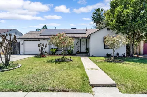 4766 E Grant Ave, Fresno, CA 93702
