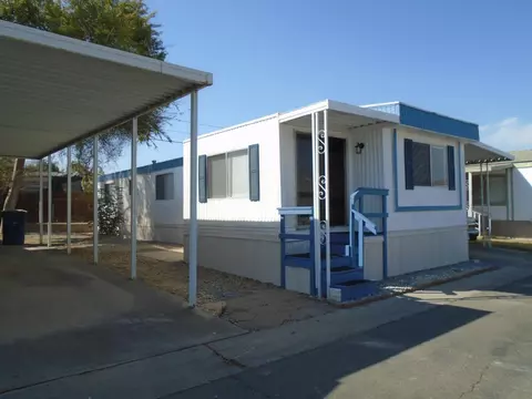 852 E Grangeville Blvd #98, Hanford, CA 93230