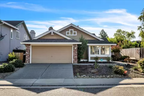 9034 Durness, Sacramento, CA 95829