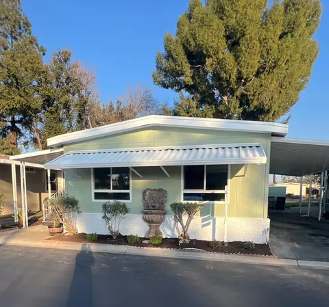 2706 W Ashlan Ave #147, Fresno, CA 93705