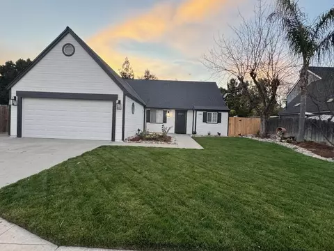 1242 Douglas Ave, Clovis, CA 93611