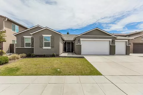 6881 E Harvard Ave, Fresno, CA 93727