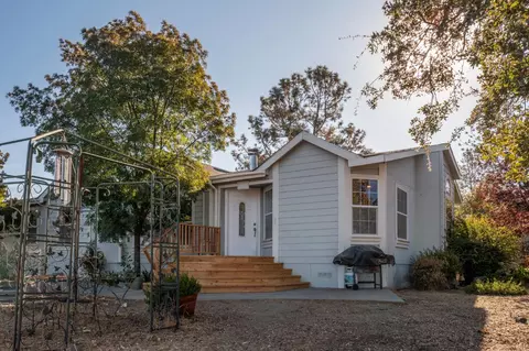 34689 Whispering Springs Ln, Tollhouse, CA 93667