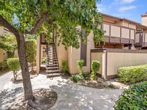 1550 W Ashlan Ave #241, Fresno, CA 93705