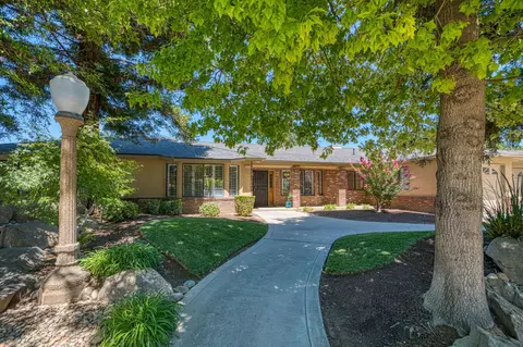 6442 N Gentry Ave, Fresno, CA 93711