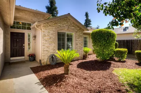 5635 W Lamona Ave, Fresno, CA 93722