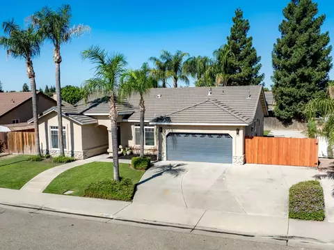 3705 Bryan St, Selma, CA 93662