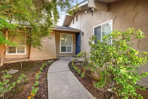5740 N West Ave #107, Fresno, CA 93711