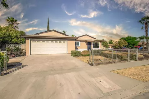 1138 S Dolores Ave, Fresno, CA 93706