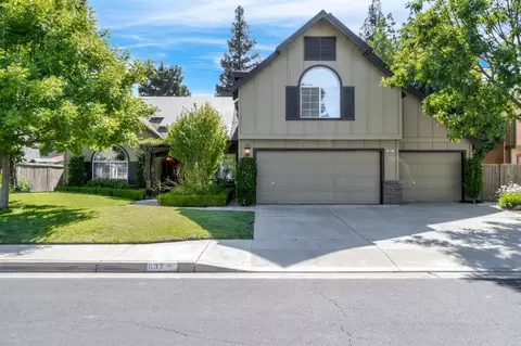 837 Cypress Ave, Clovis, CA 93611