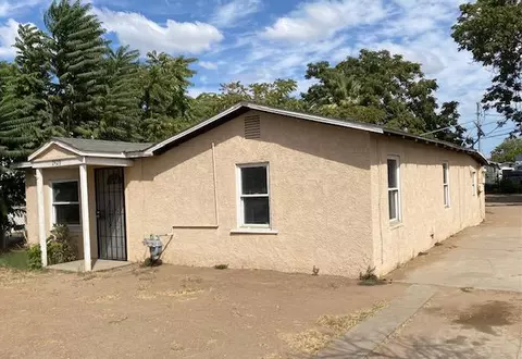 2429 S 10th St, Fresno, CA 93725