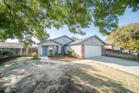 1296 Crystal Way, Madera, CA 93637