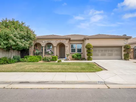 7993 N Justin Ave, Fresno, CA 93720