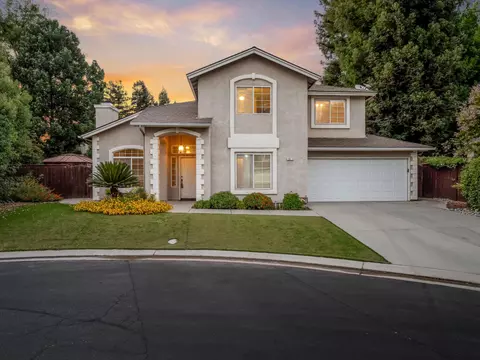 10613 N Sea Shell, Fresno, CA 93730