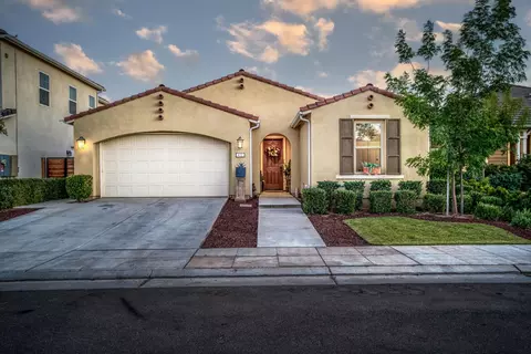422 Wishon Way W, Madera, CA 93636
