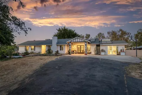 16751 Monreal Rd, Madera, CA 93636