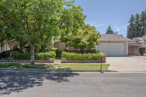 5344 N Salinas Ave, Fresno, CA 93722