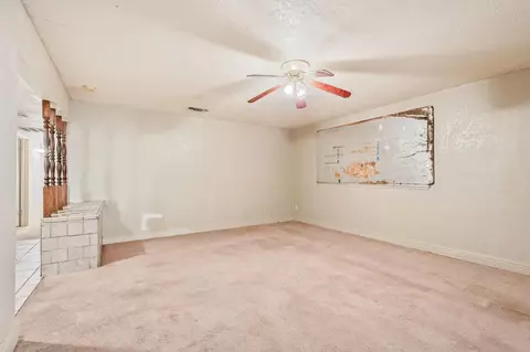 Living - 27592 Avenue 16, Madera, CA 93638 photo 3 of 9