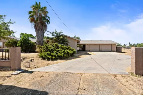 Exterior - 27592 Avenue 16, Madera, CA 93638 photo 2 of 9