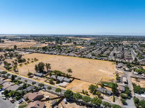 View/Area - 27592 Avenue 16, Madera, CA 93638 photo 10 of 12