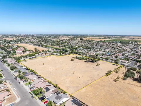 View/Area - 27592 Avenue 16, Madera, CA 93638 photo 5 of 12