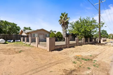 Exterior - 27592 Avenue 16, Madera, CA 93638 photo 4 of 9