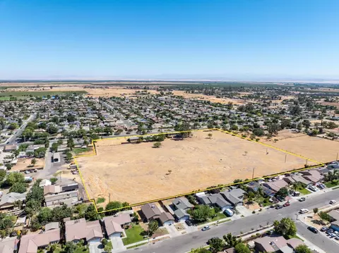 View/Area - 27592 Avenue 16, Madera, CA 93638 photo 7 of 12