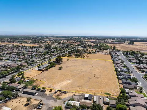 View/Area - 27592 Avenue 16, Madera, CA 93638 photo 8 of 12