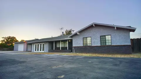 4694 W Shields Ave, Fresno, CA 93722